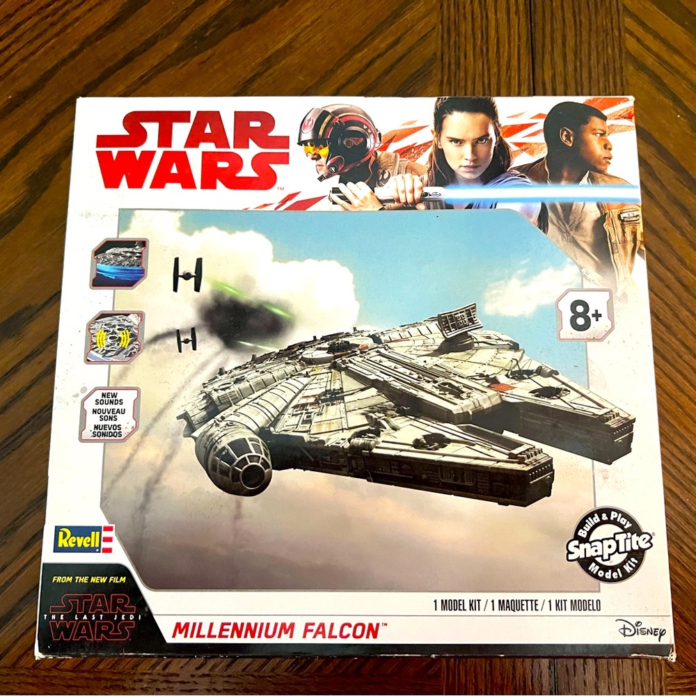 NIB Star Wars Millennial Falcon Model Kit